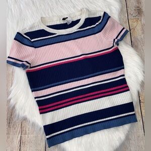 H&M divided ribbed top size L 
Striped Short Sleeve Knit Top